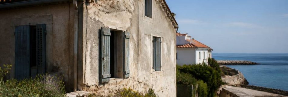 Maisons à rénover en bord de mer : les opportunités immobilières à Agde et ses environs