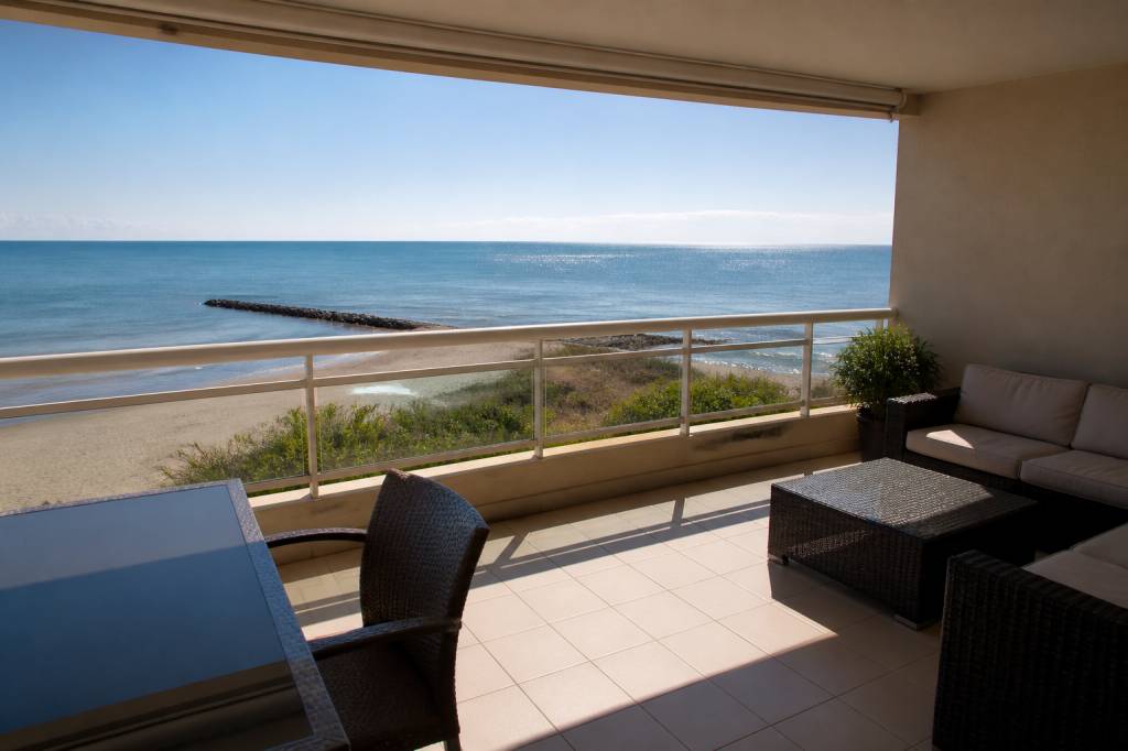 Appart front de mer : les critères essentiels pour bien choisir son logement à Agde