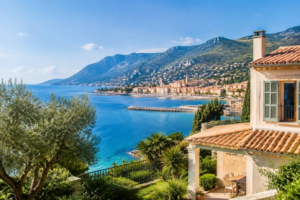 Maison à vendre à Menton : conseils pour réussir votre achat immobilier